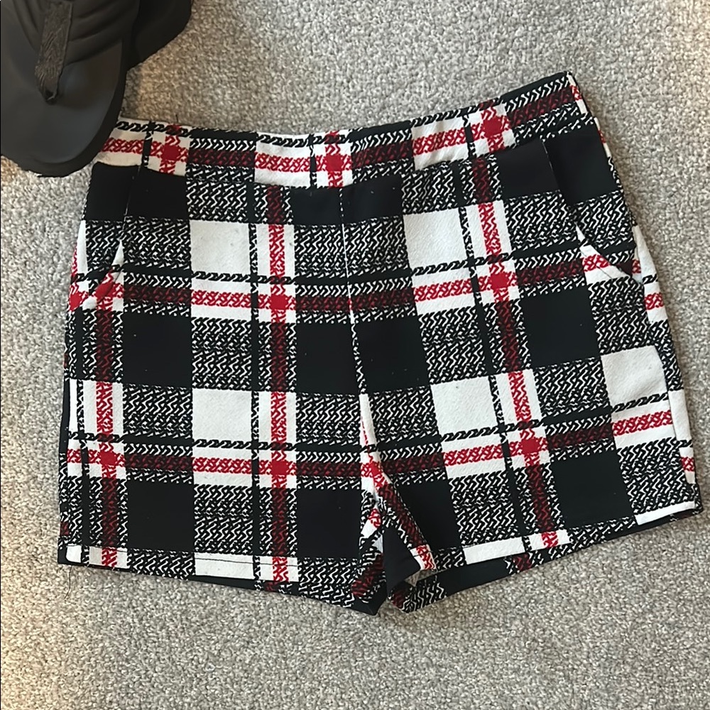 Plaid Women's Shorts - Black, White, Red